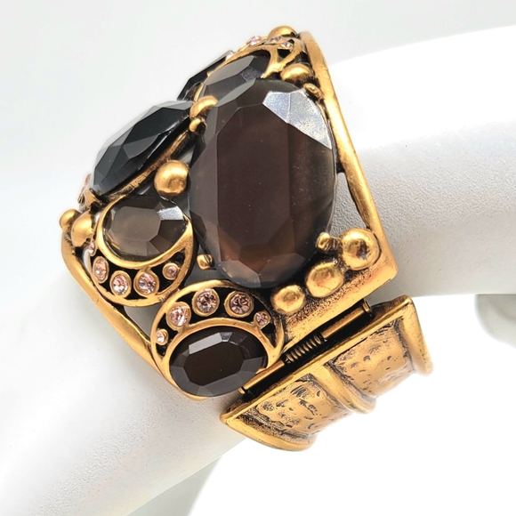 Oscar de la Renta RARE Glass Stone and Swarovski Crystal Chunky Statement Bangle - Picture 9 of 13